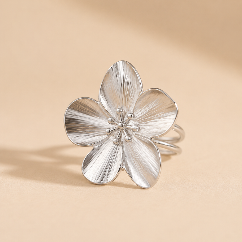 Bague Fleur Élégante