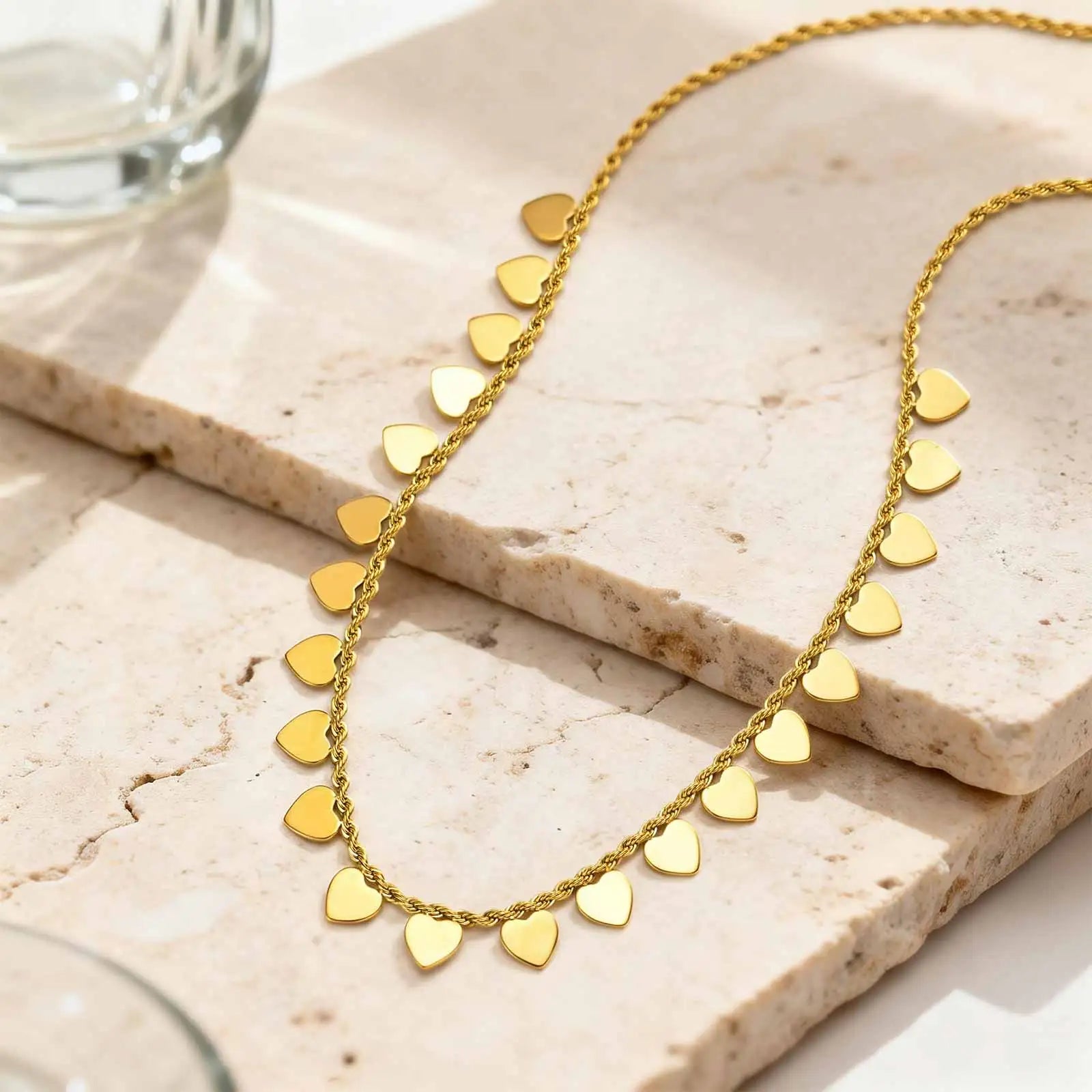 Collier Doré Élégance Intemporelle