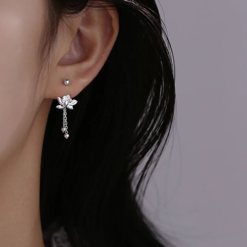 Boucles d'Oreilles Fleur Élégante Pendantes