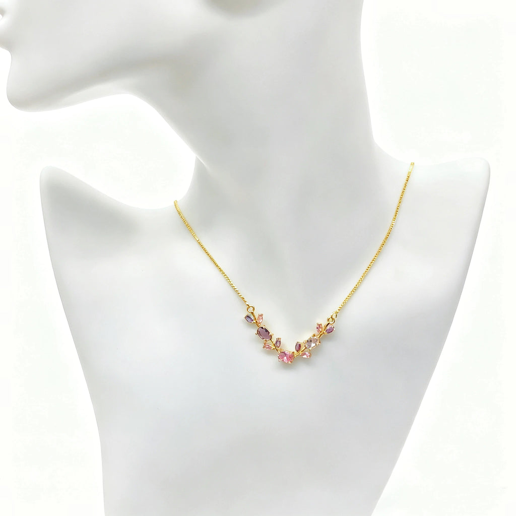 Collier Élégance Floral – Acier Inoxydable